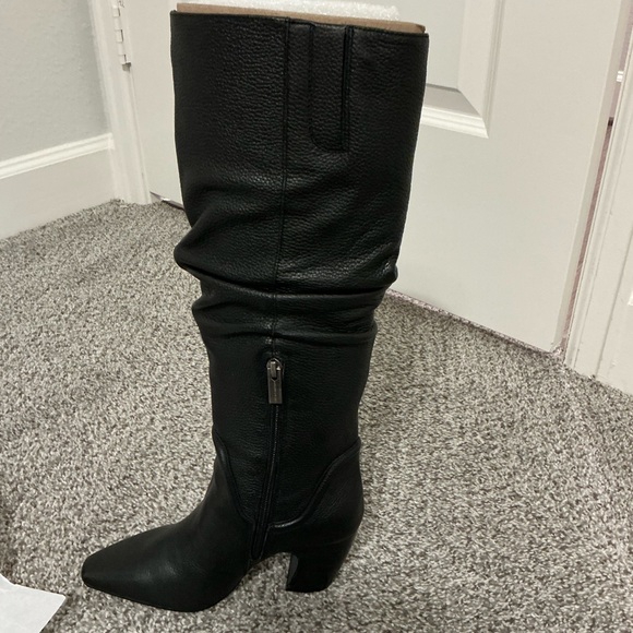 Vince Camuto Black Heeled Chelsey Boots - Picture 6 of 11